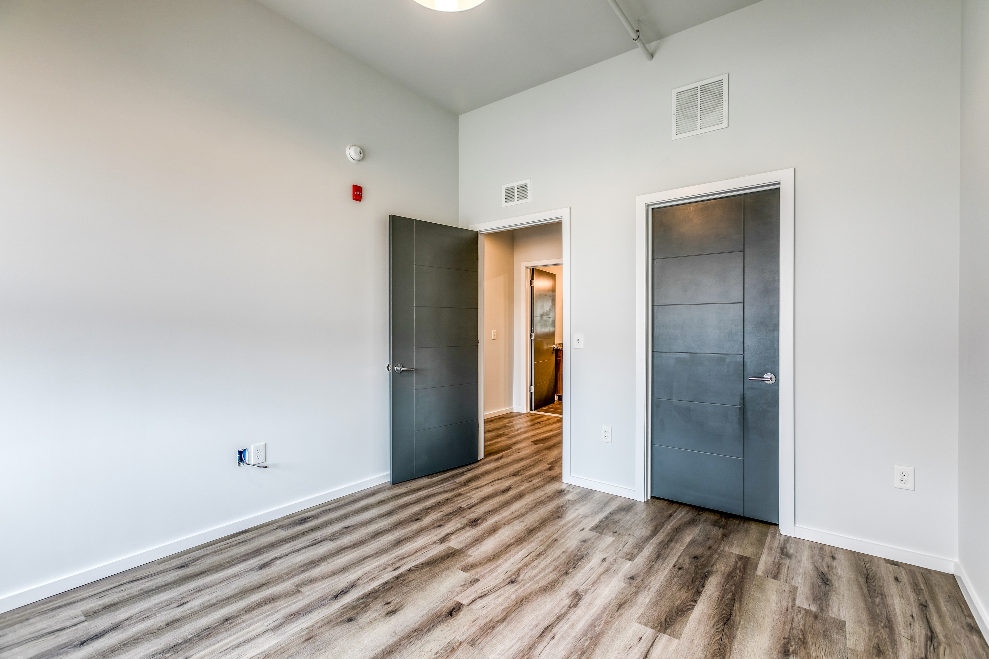 4800 Brown St Unit 302-16