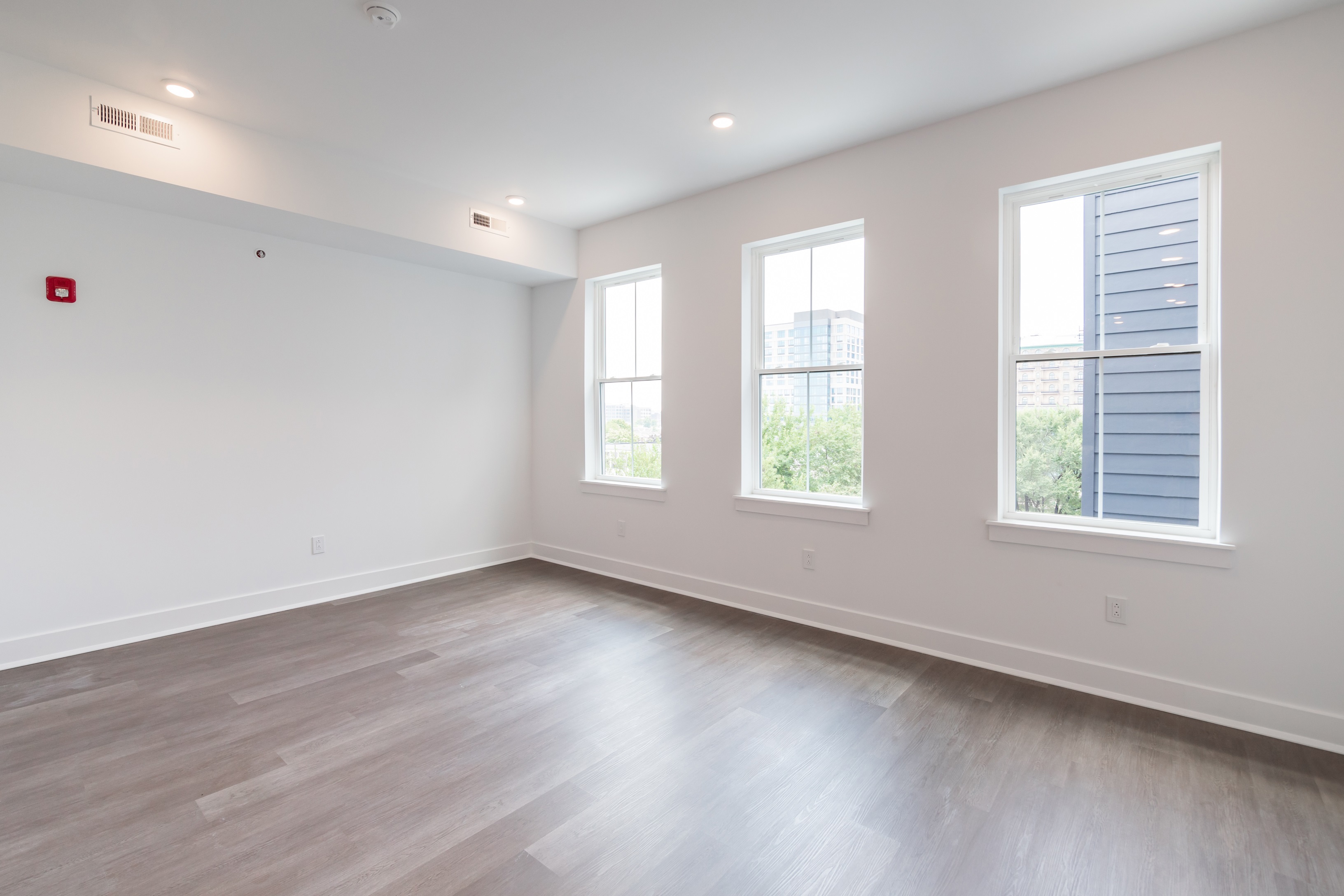 813 N Broad St_Unit 413_-01