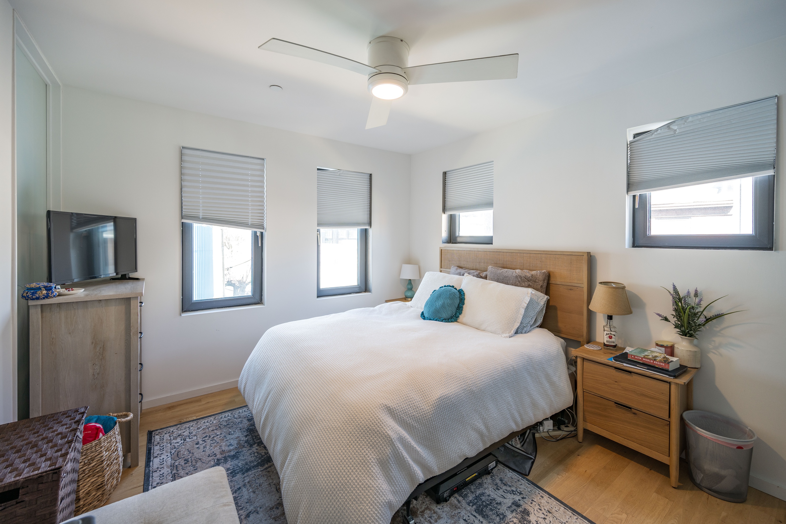 152-58 W Laurel Street_Unit 301_-8