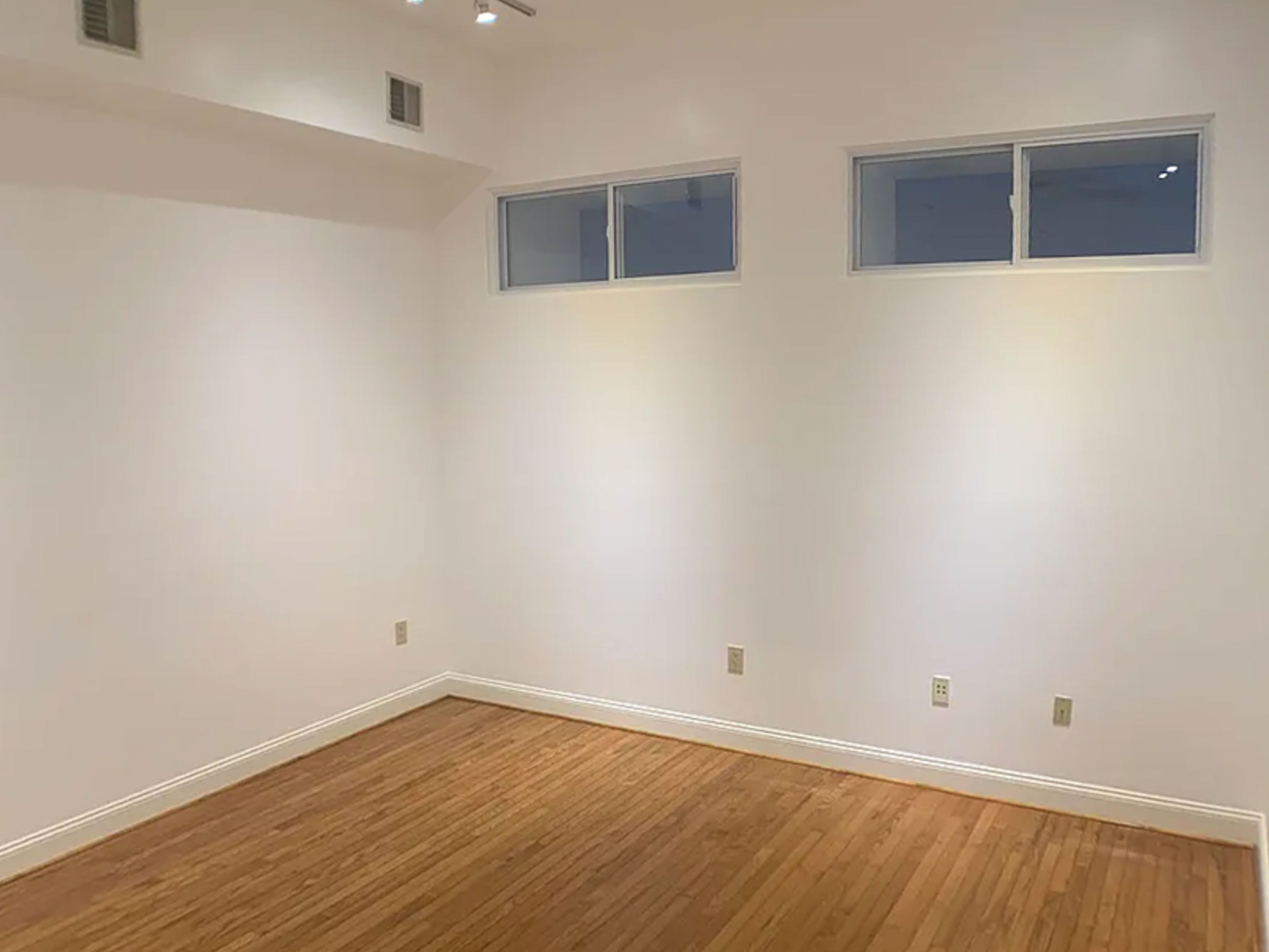 261 N 3rd St_Unit 2 (Owner Photos)_-13