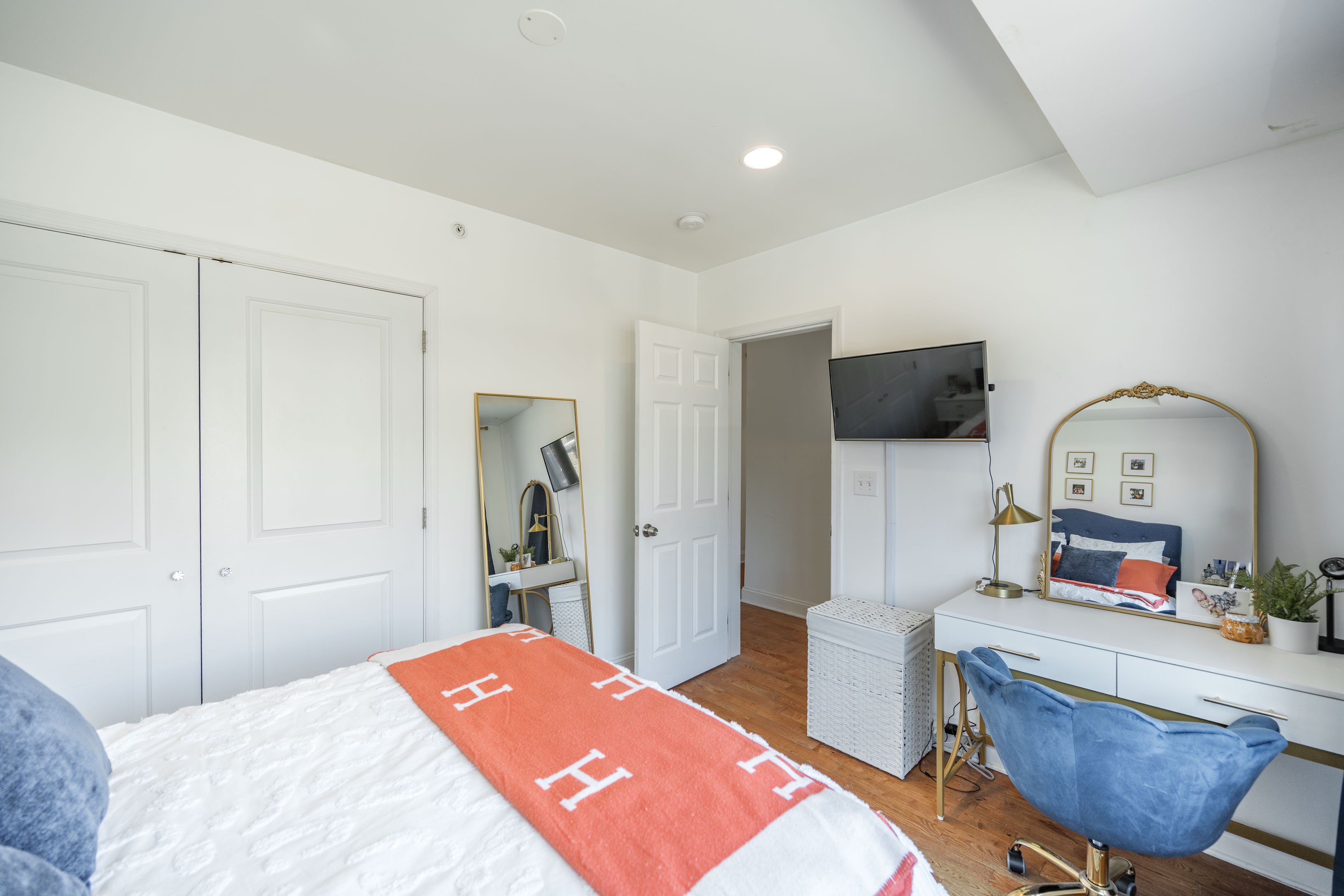 4066 Manayunk Ave_-36
