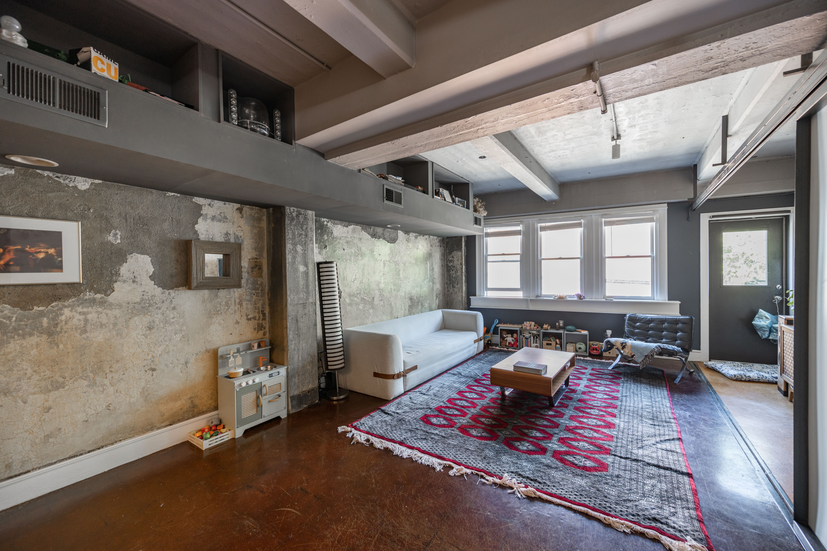 144 W Laurel St_Unit 201_-2