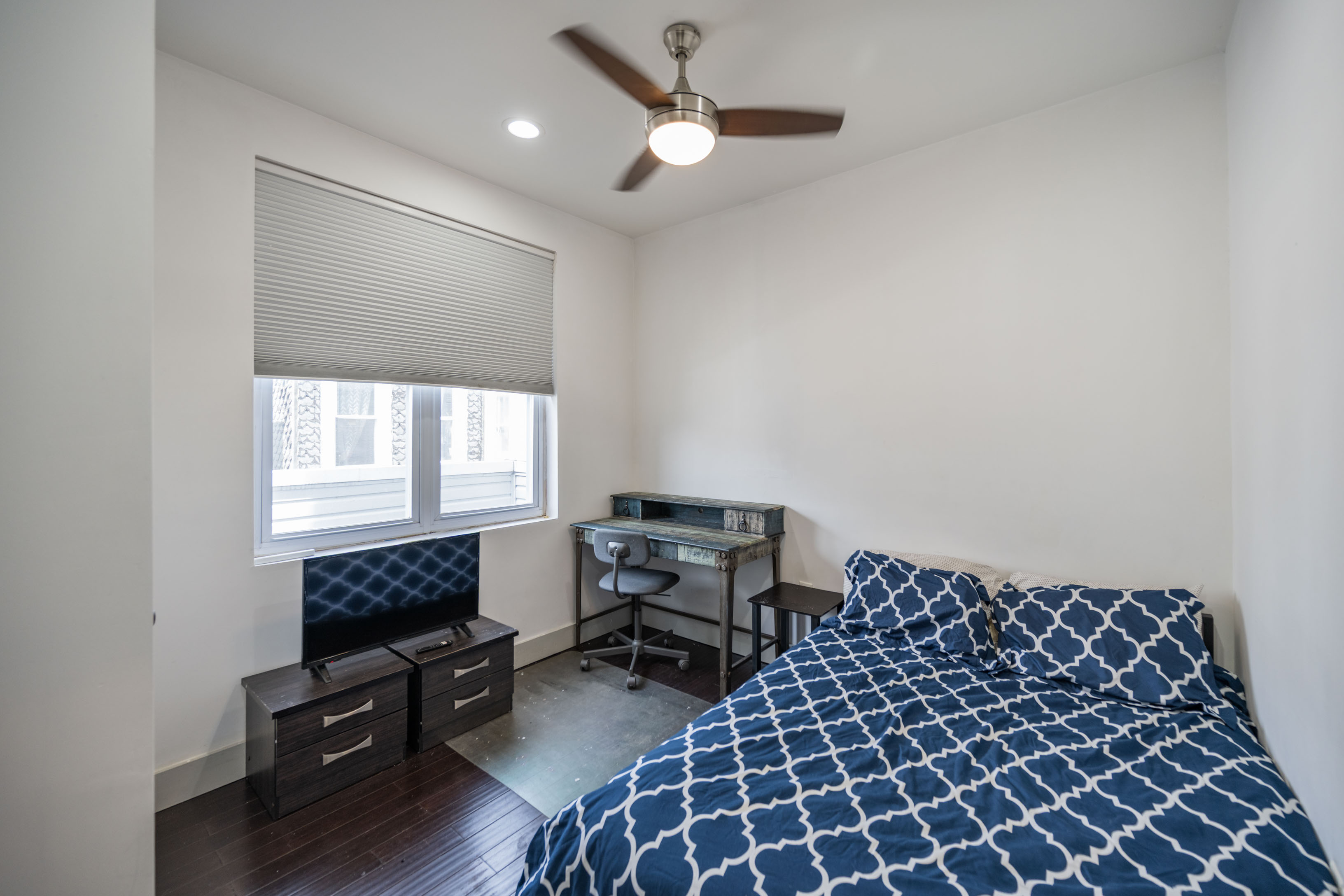 1770 Waterloo St_-11