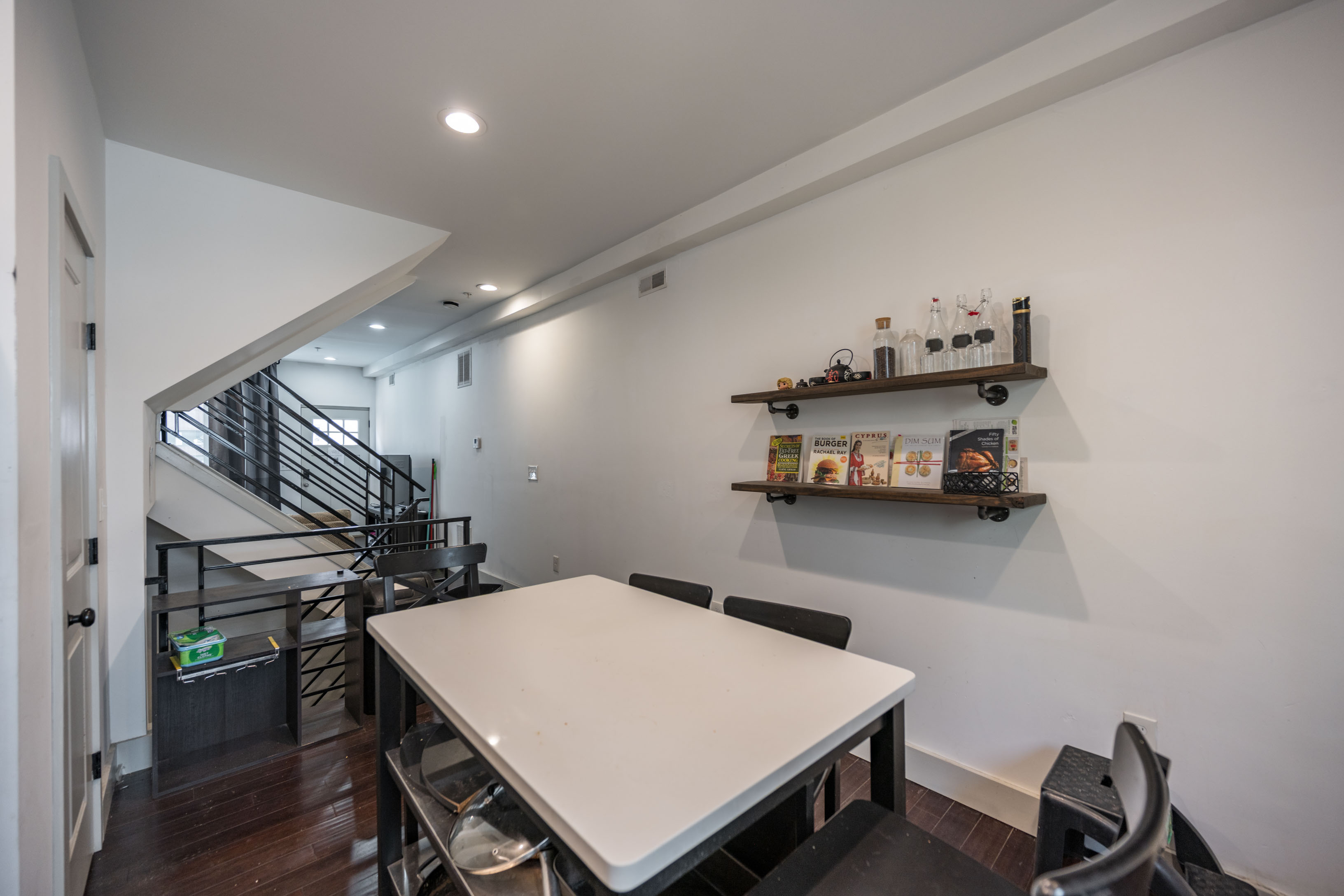 1770 Waterloo St_-6