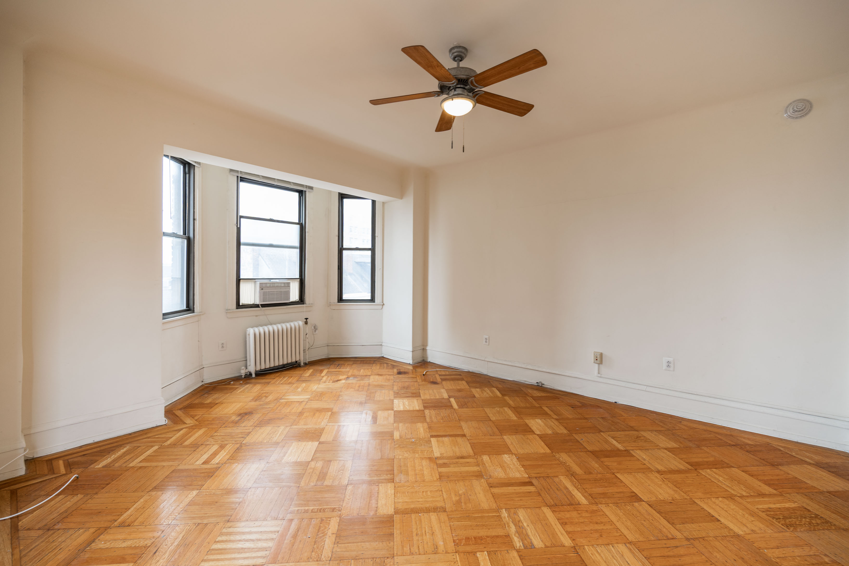 250 S 13th St_Unit 4D_-2