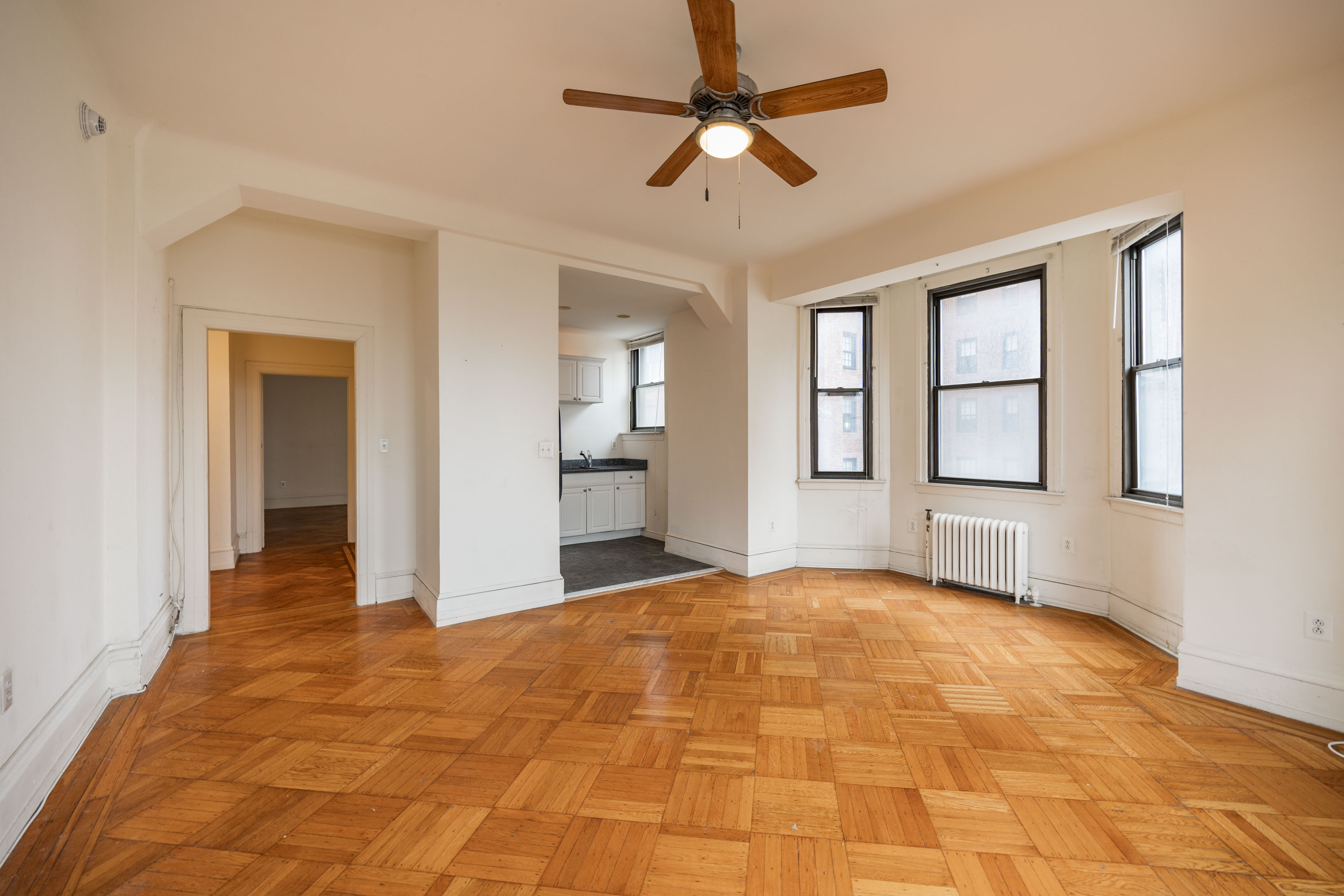 250 S 13th St_Unit 4D_-4