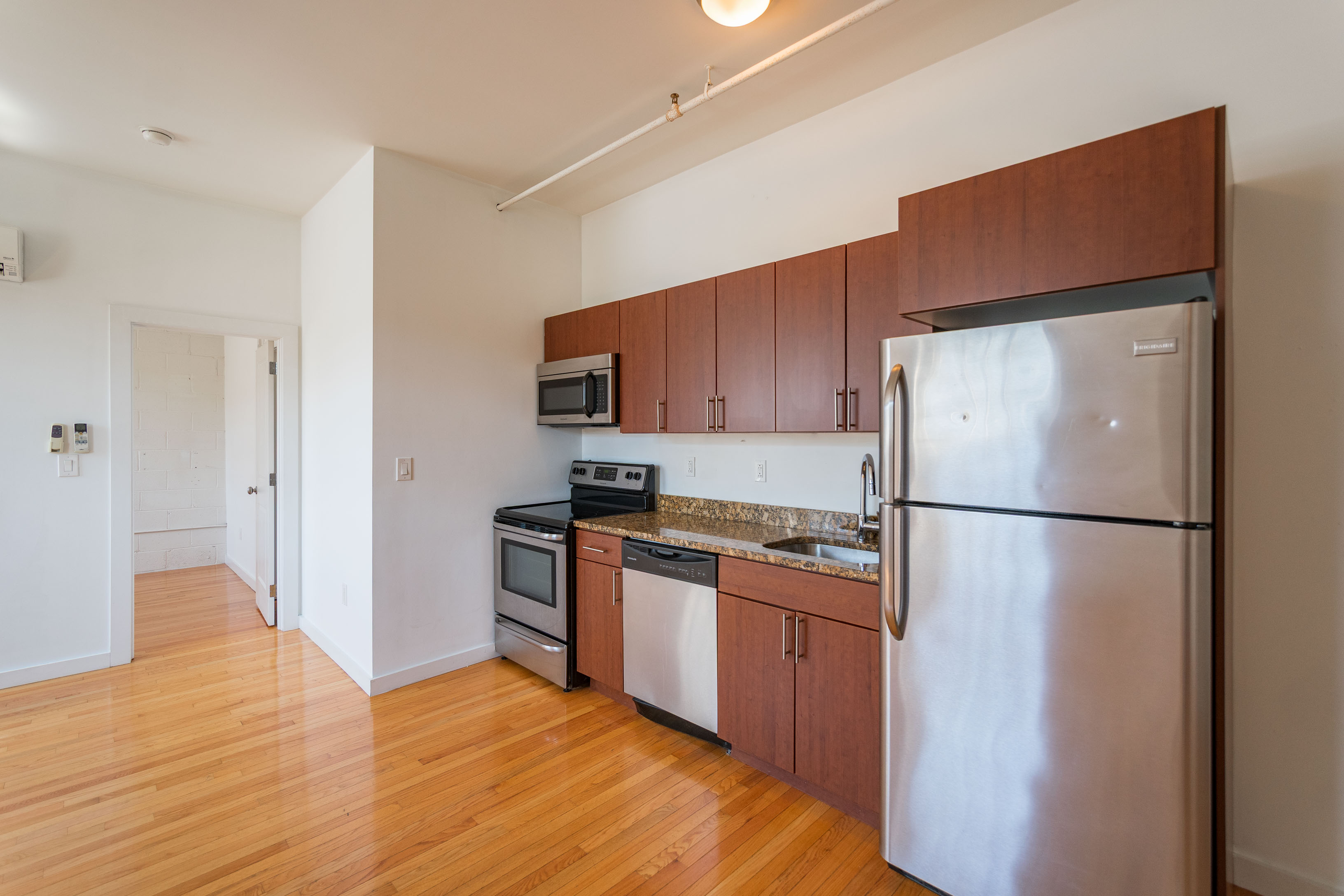 4 Leverington Ave_Unit 303_-04