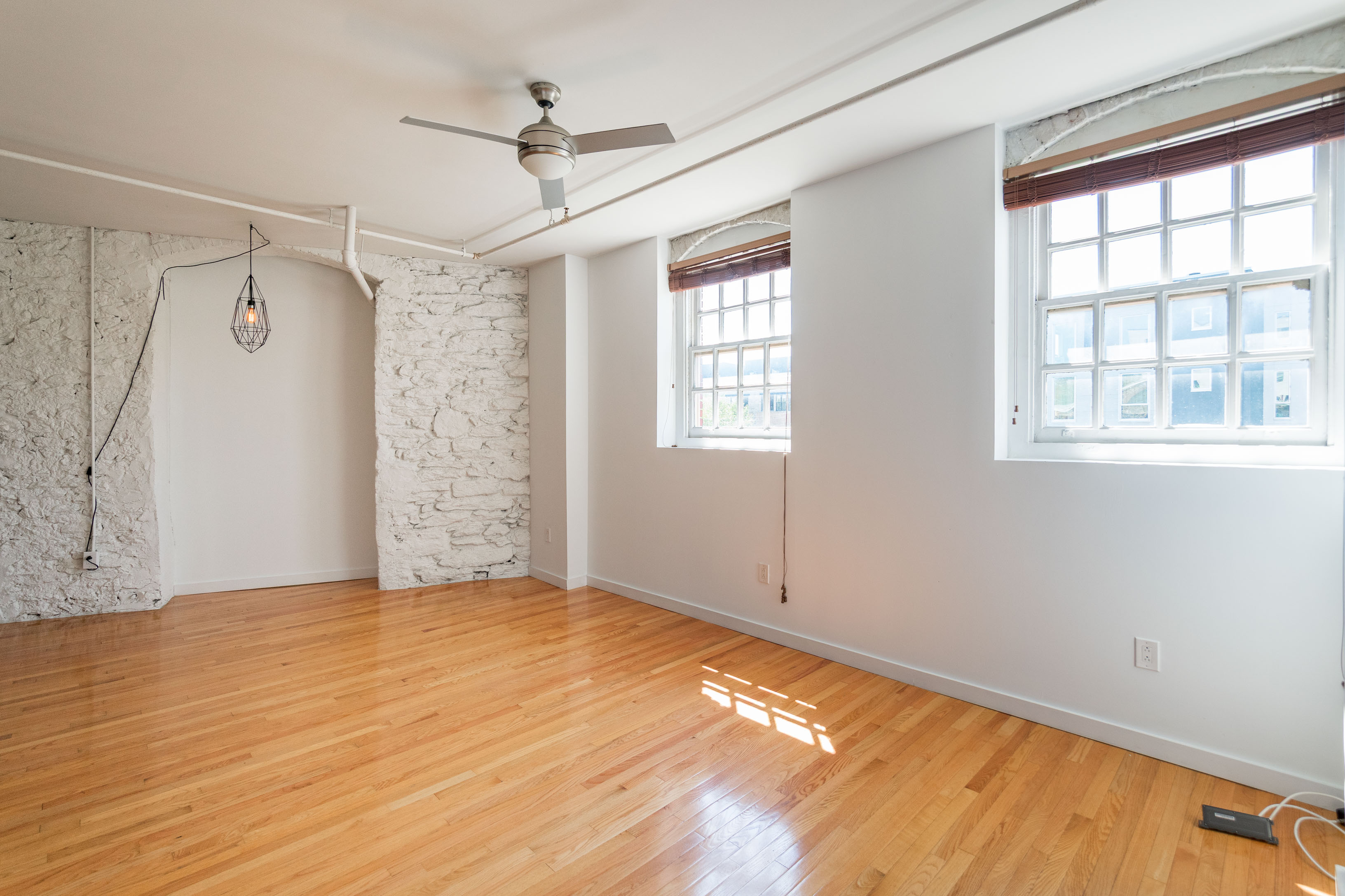 4 Leverington Ave_Unit 303_-06