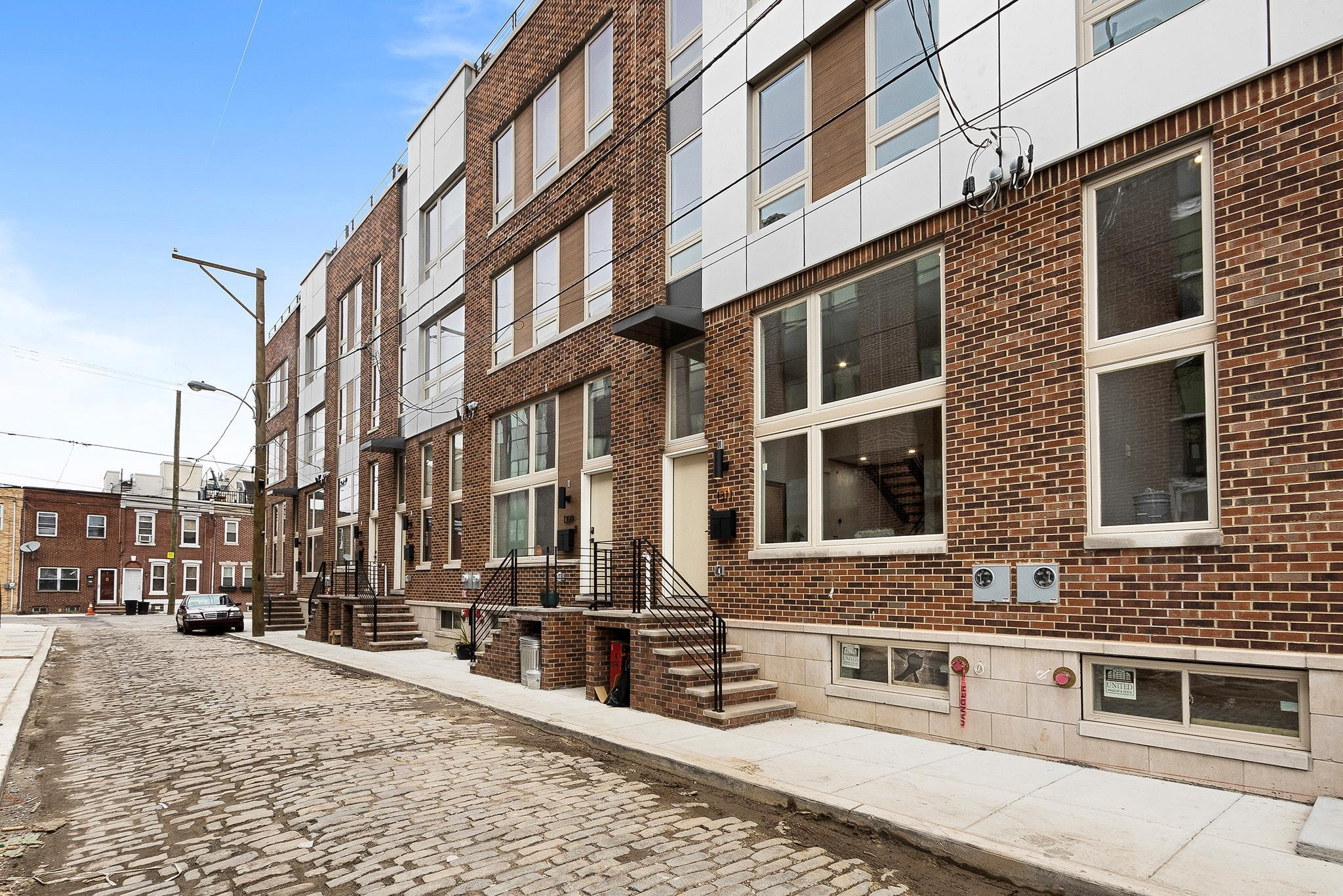 1321_S_Woodstock_St-25