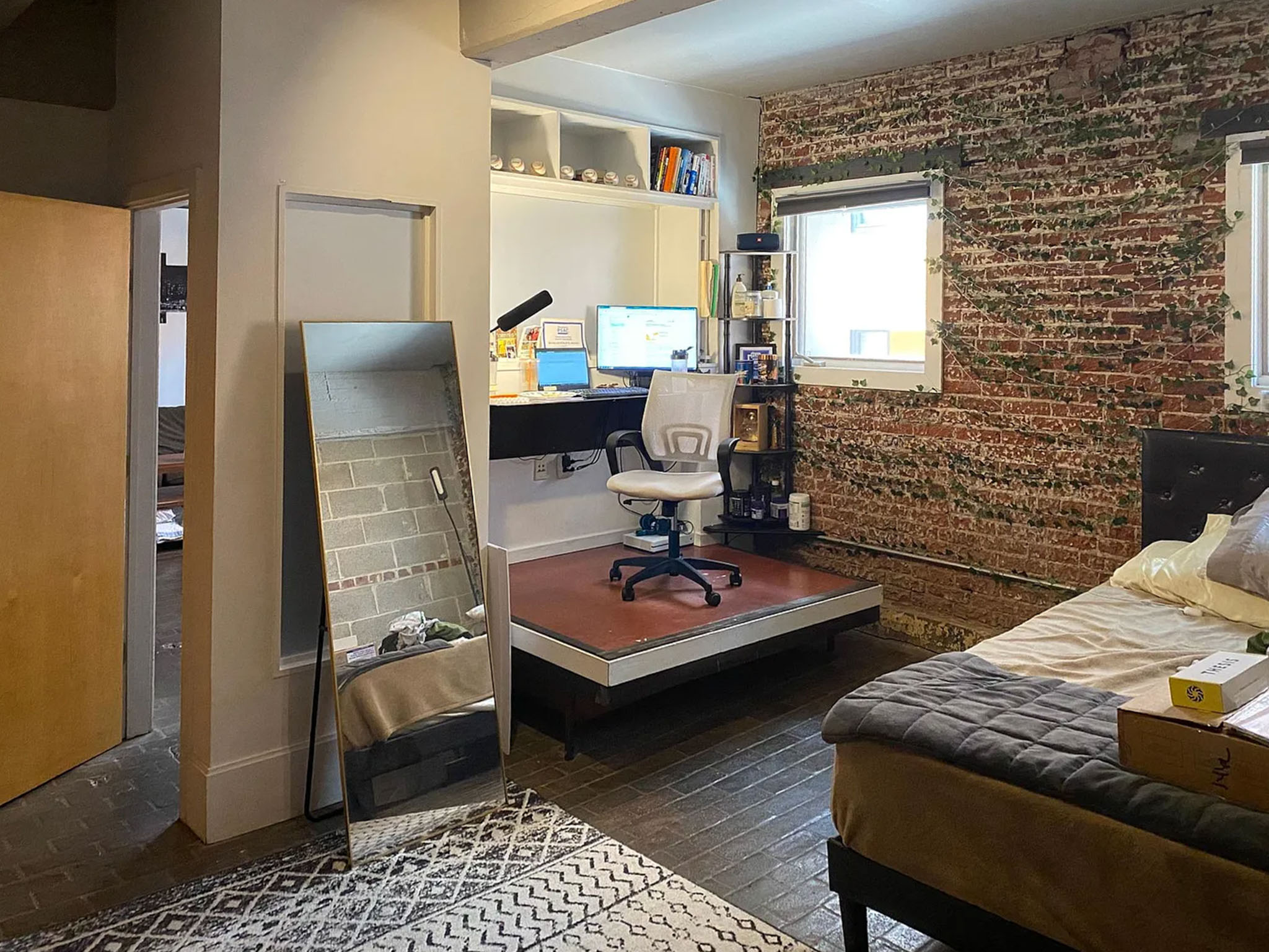 144 W Laurel St_Unit 202_-12