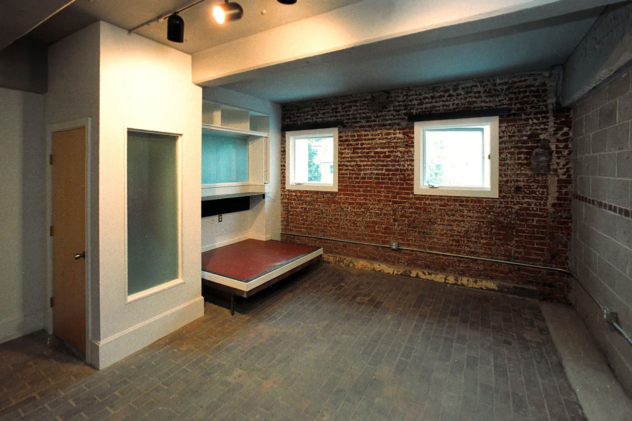 144 W Laurel St_Unit 202_-8