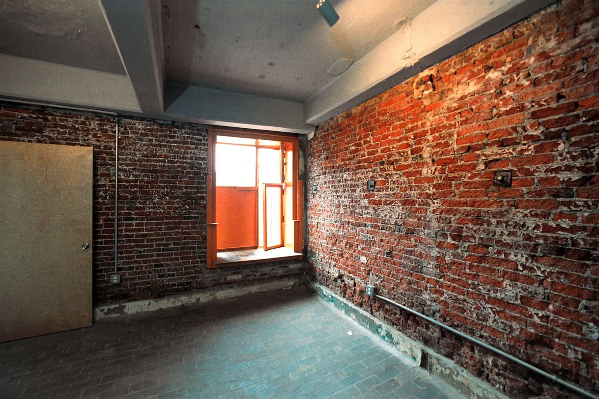 144 W Laurel St_Unit 202_-9