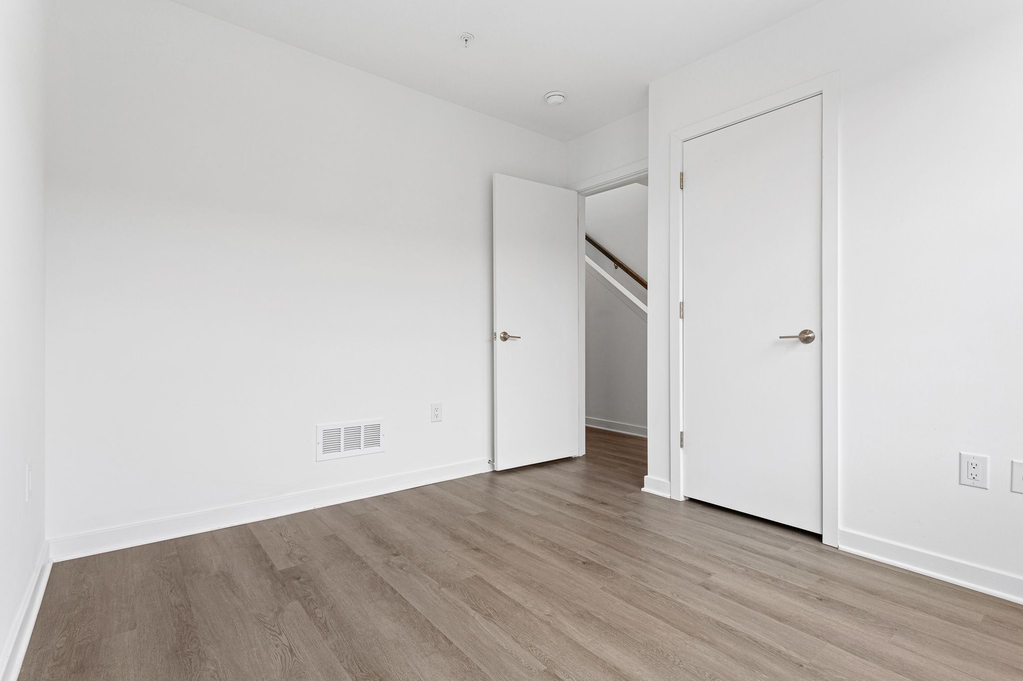 18_3121 Beachview Ln-Full-14