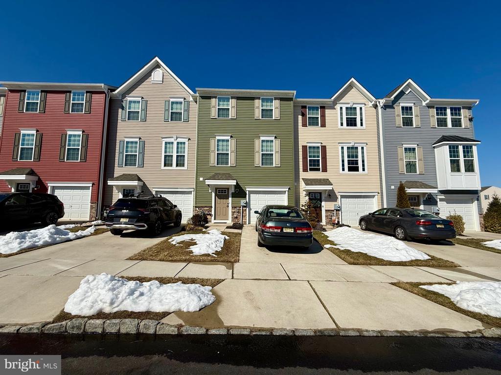 7 Union Way - OCF Realty