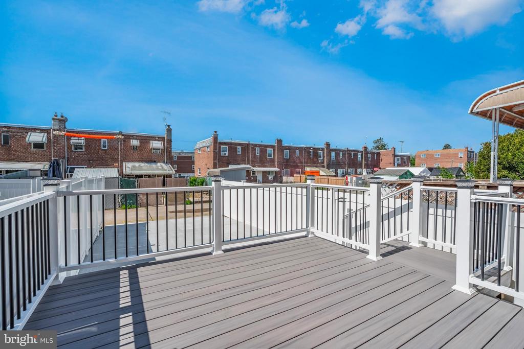 Property Photo For 1622 E HOWELL ST