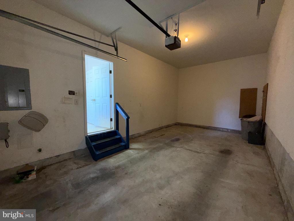 Property Photo For 52 N HOUNDMASTER HOLW