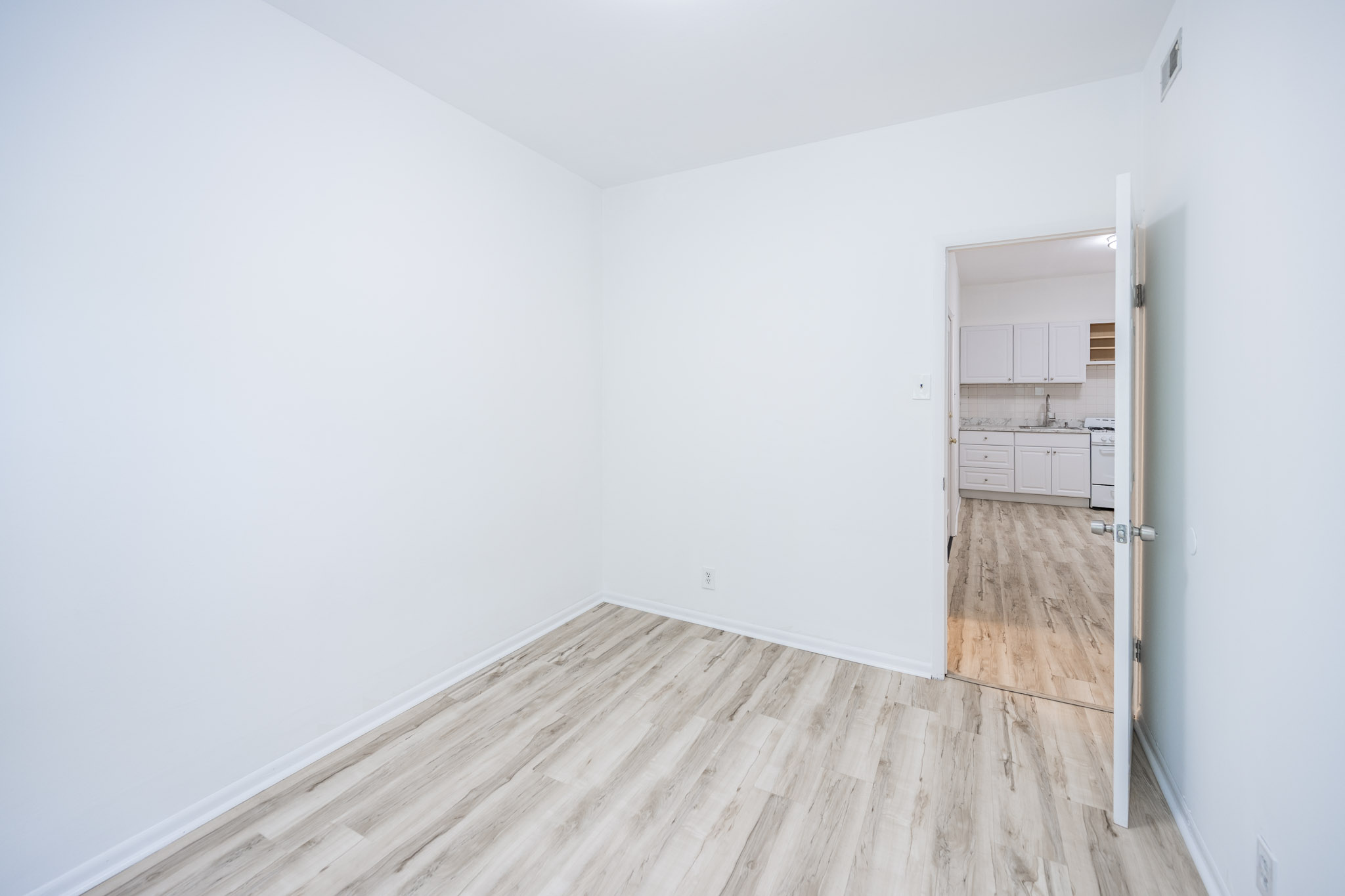625 S 10th St_Unit 2F_-9