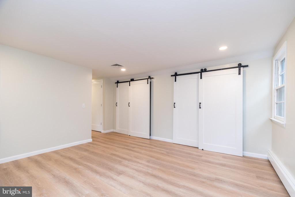 Property Photo For 1631 KEYSTONE DR