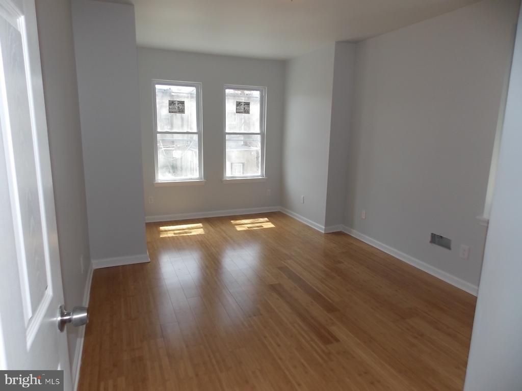 Property Photo For 3842 BROWN ST