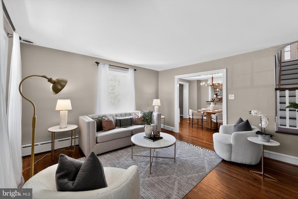 Property Photo For 522 DUDLEY AVE