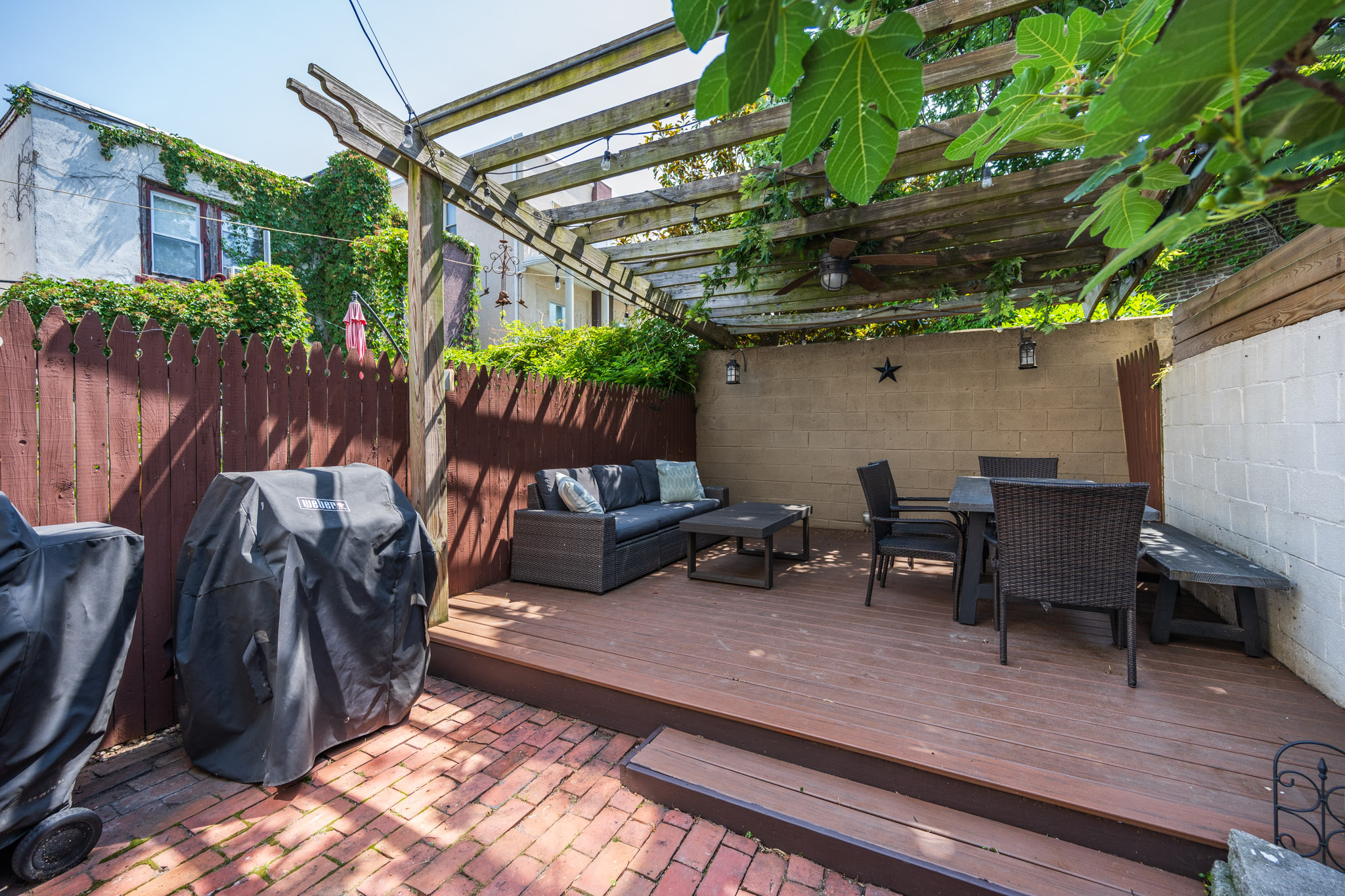 1011 S 24th St_-17