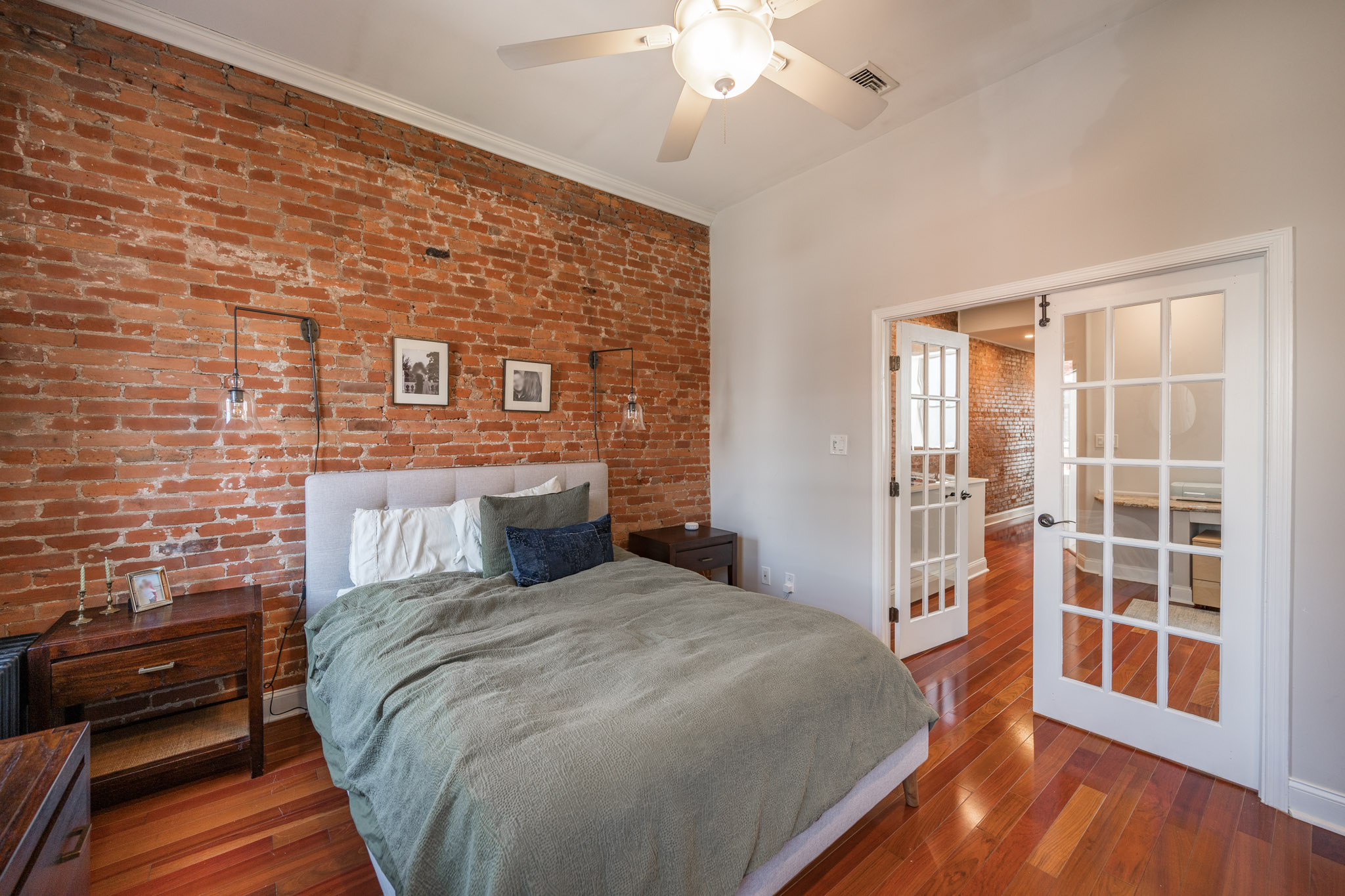1011 S 24th St_-29