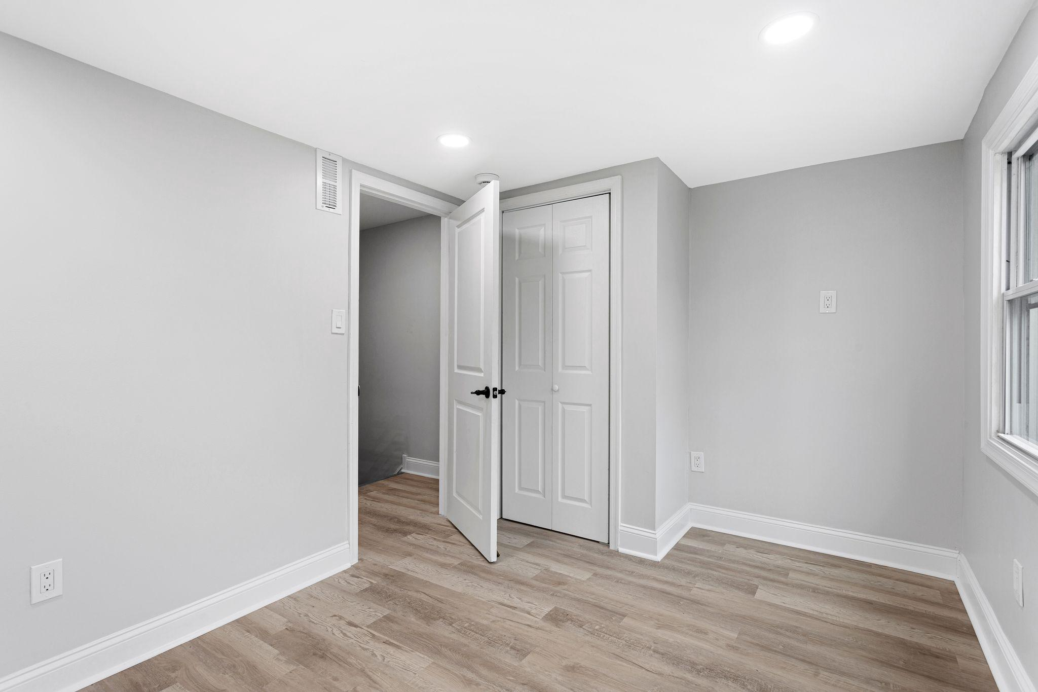 1847 Gerritt St_14