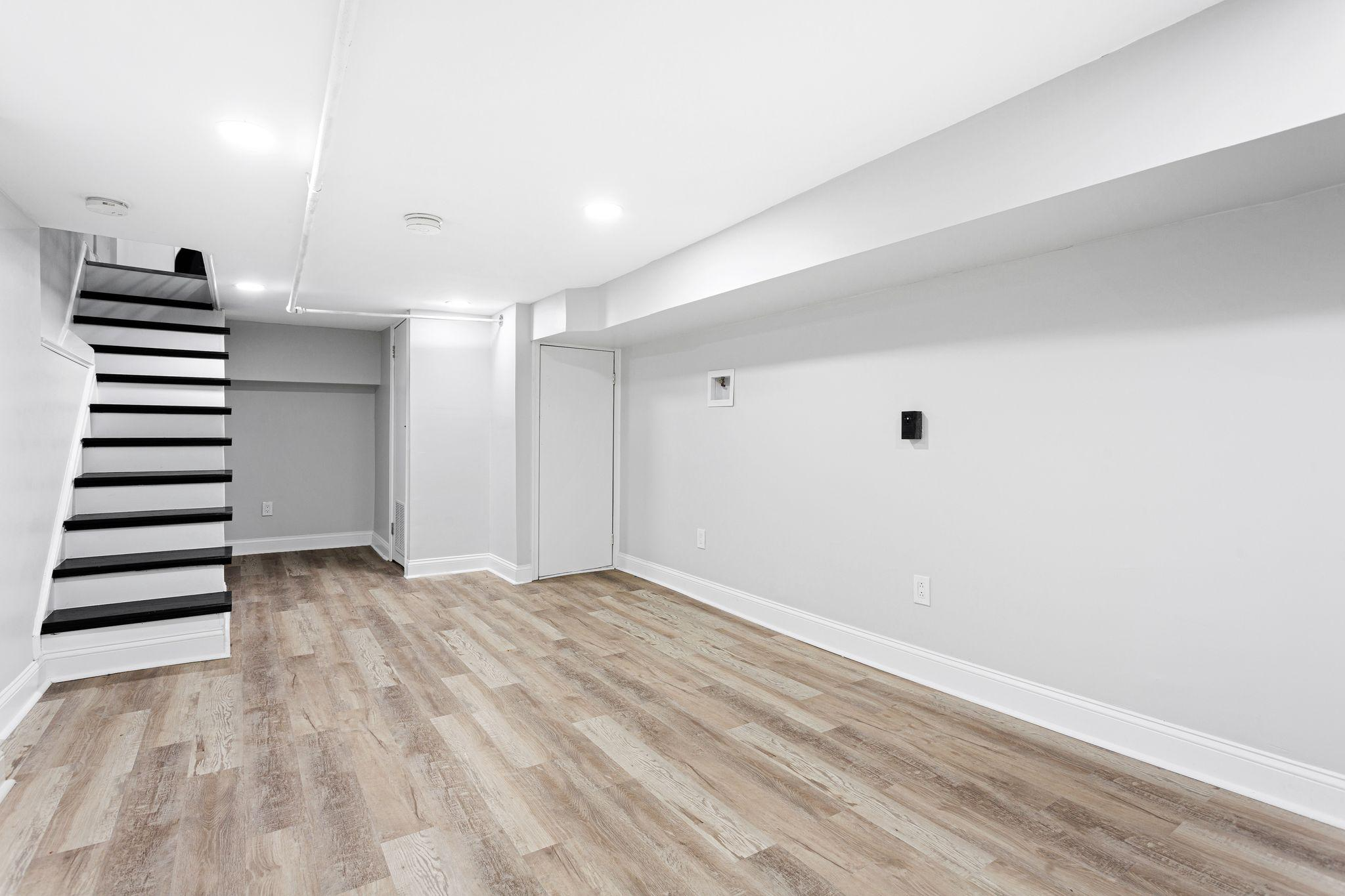 1847 Gerritt St_23
