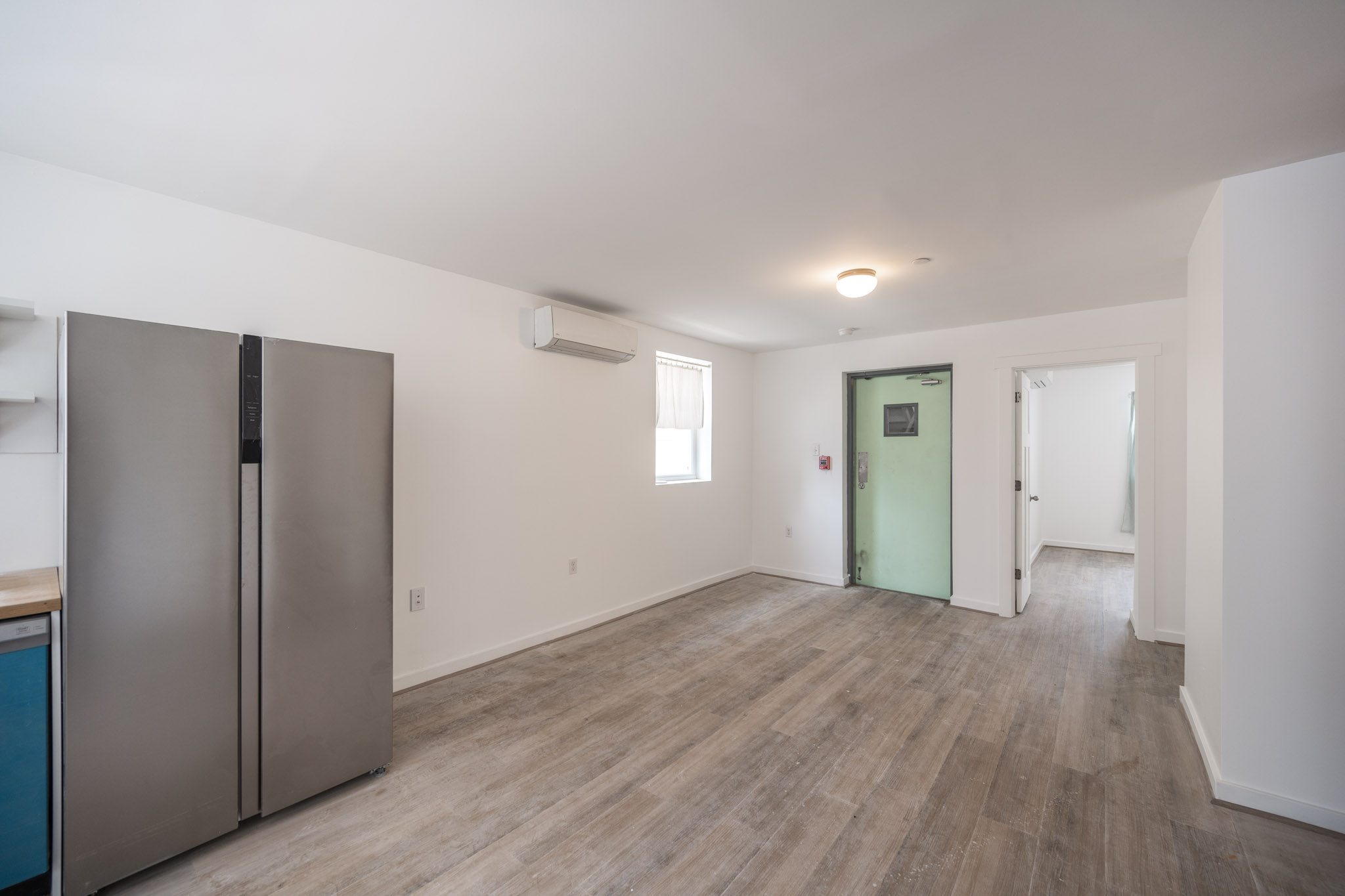711 W Thompson St_Unit 2_-04