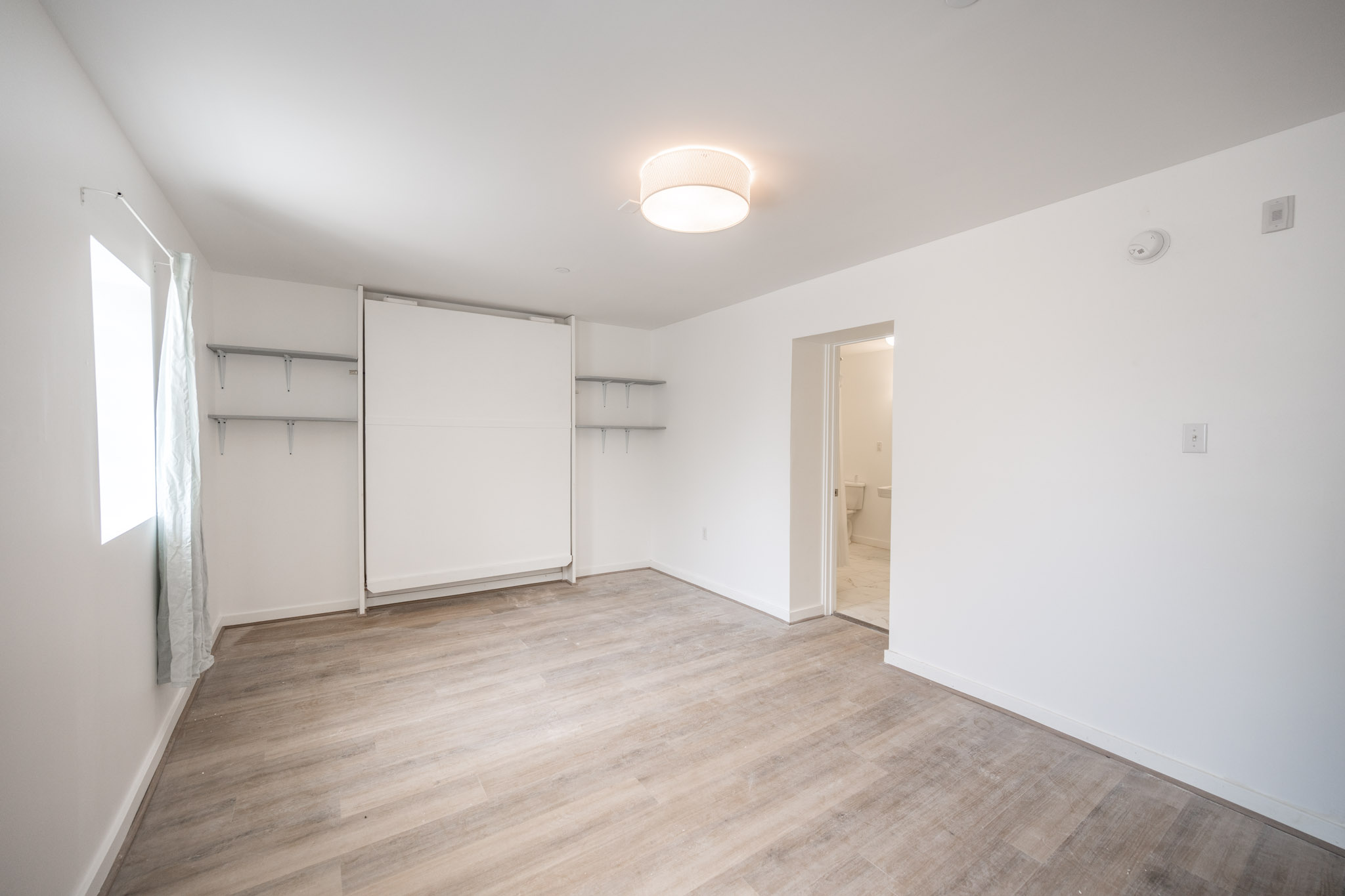711 W Thompson St_Unit 2_-12