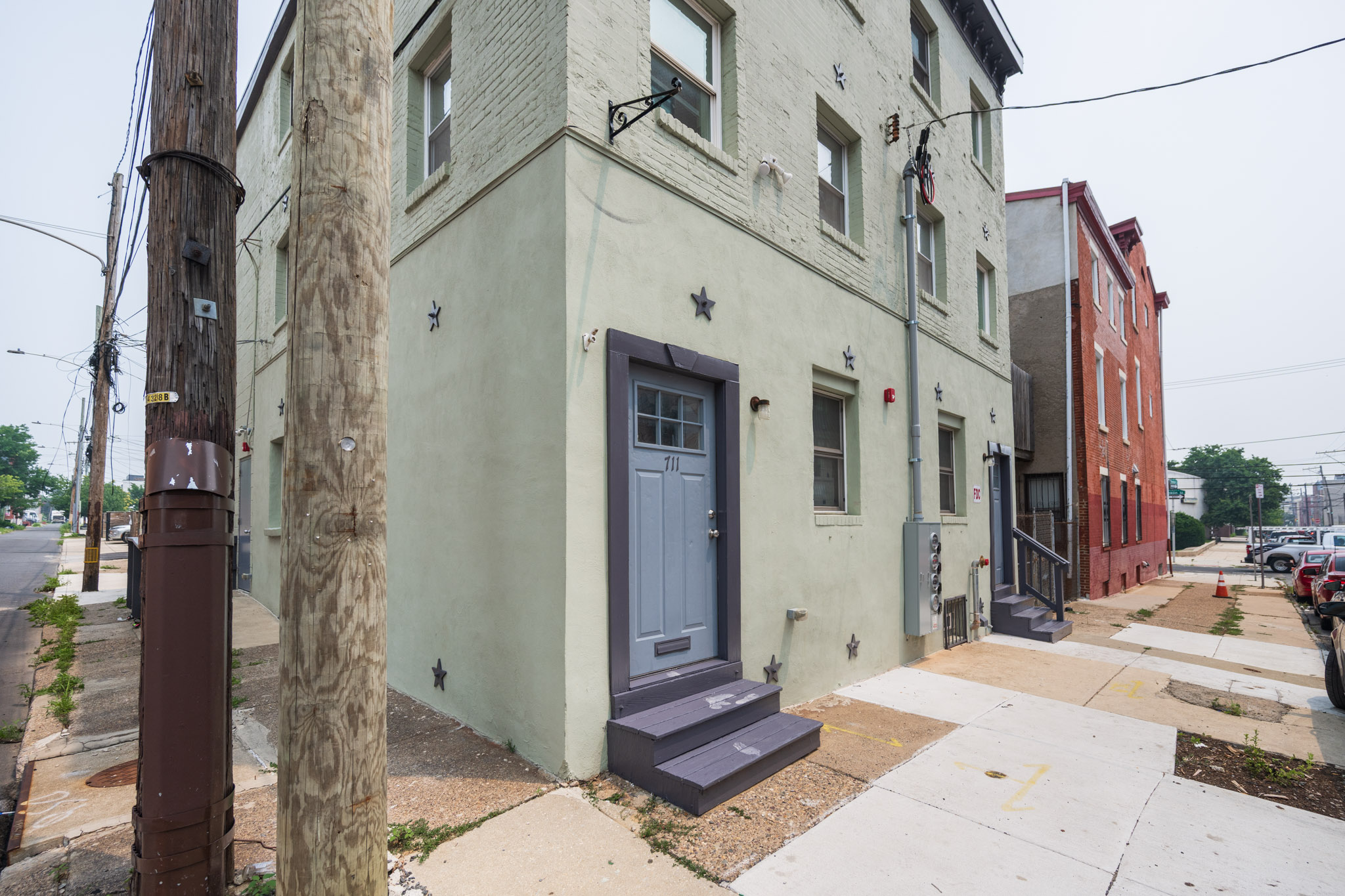 711 W Thompson St_Unit 2_-16