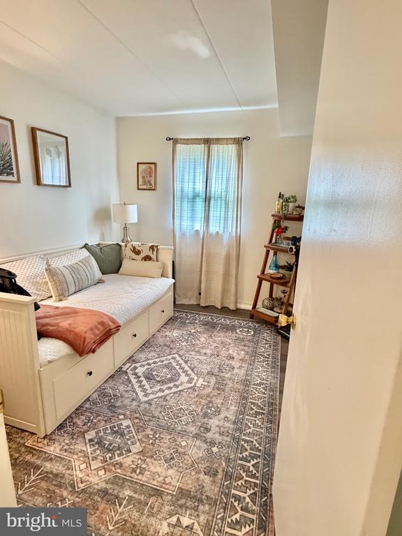 Property Photo For 622 COUNTRY LN