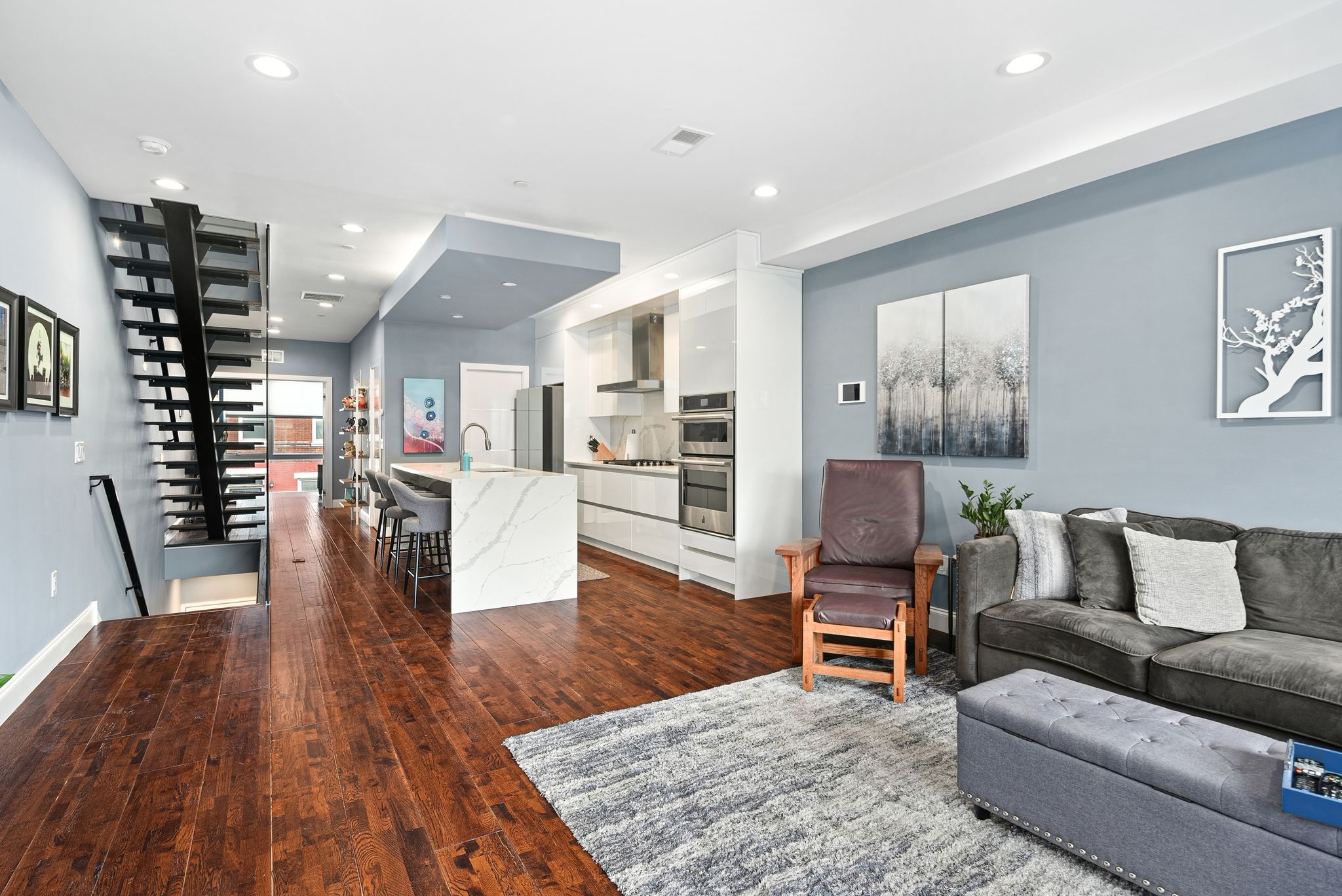 1516 Cambridge St-3
