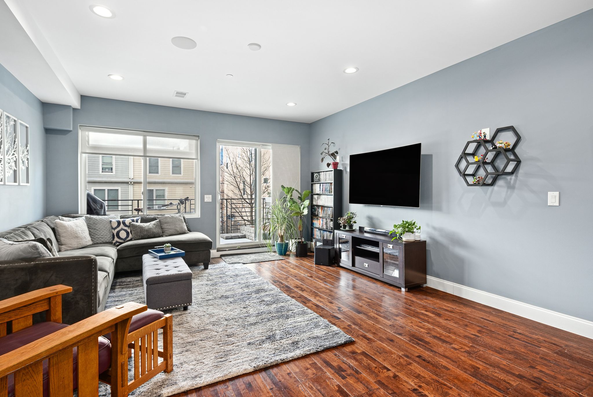 1516 Cambridge St-4
