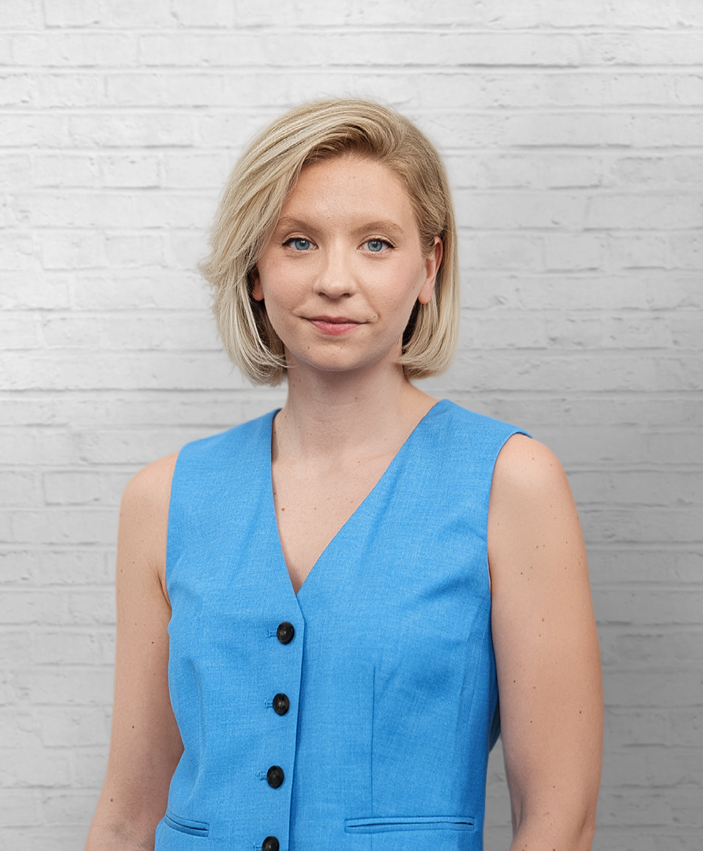 AnnaHeadshot-Draft1
